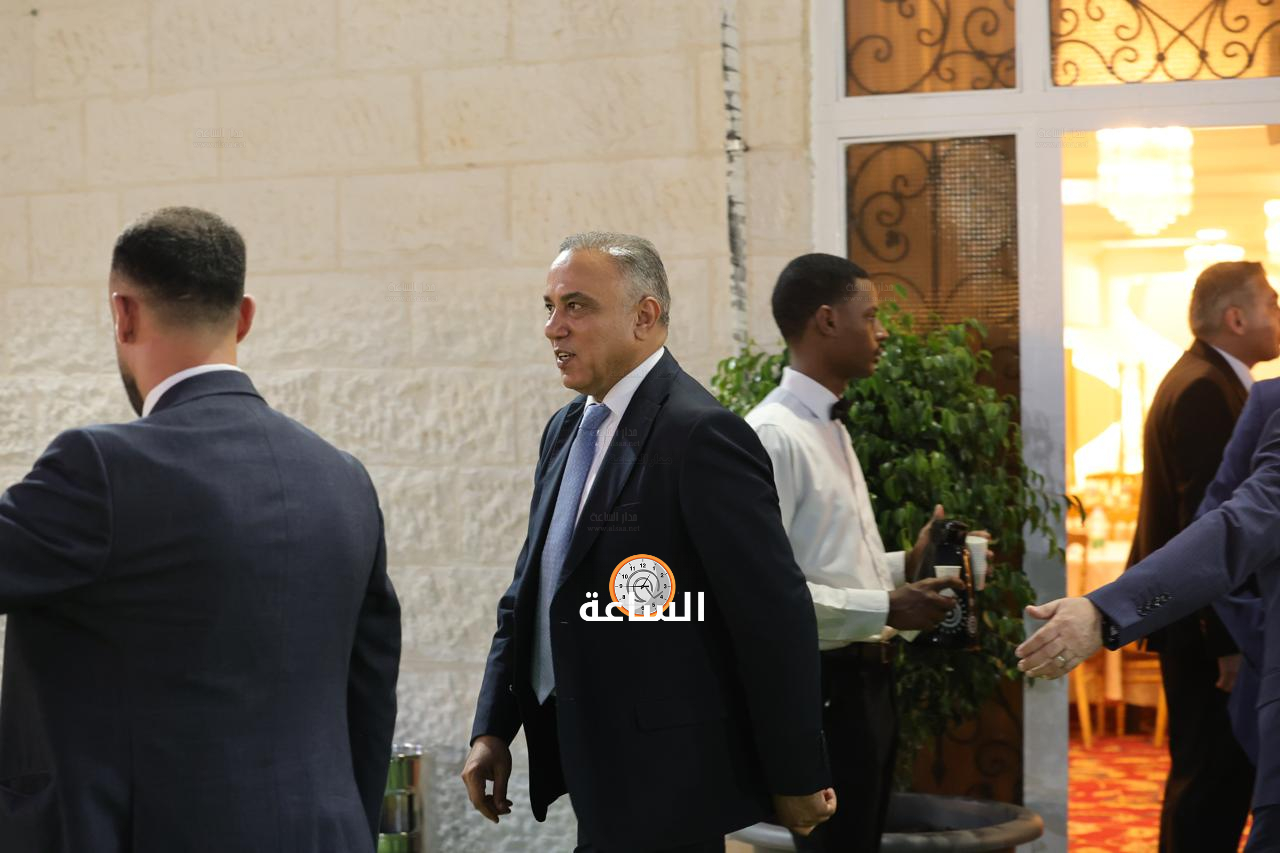 Madar Al-Saa Images 0.13597837783584188