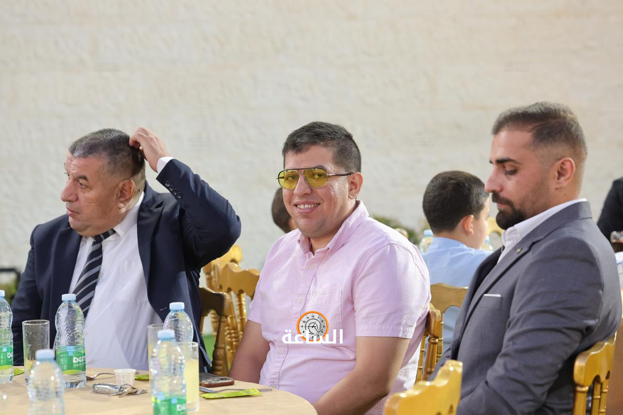 Madar Al-Saa Images 0.07668548166509859
