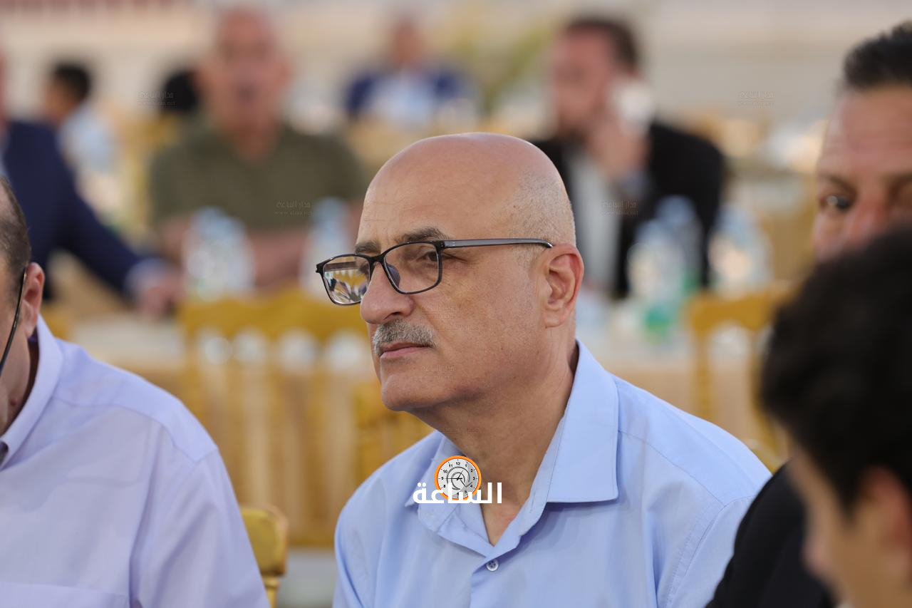 Madar Al-Saa Images 0.7486334653260727
