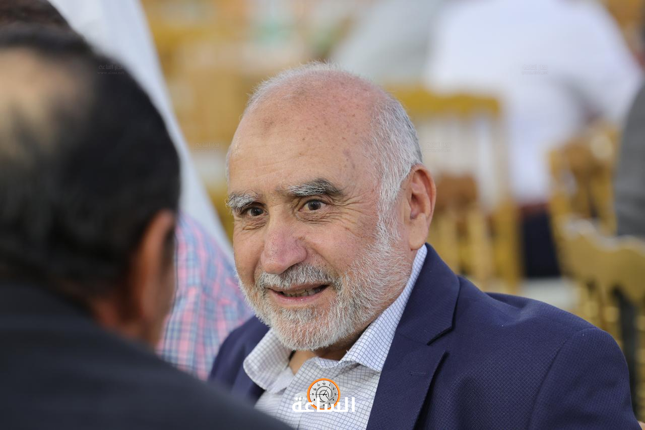 Madar Al-Saa Images 0.24350940616878325