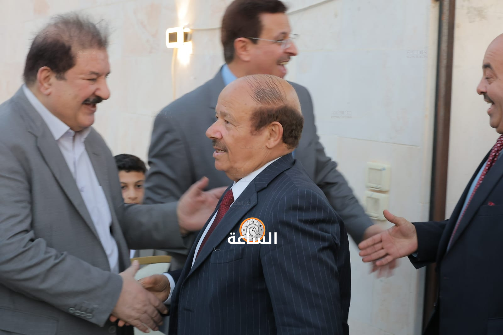 Madar Al-Saa Images 0.18666129776723983
