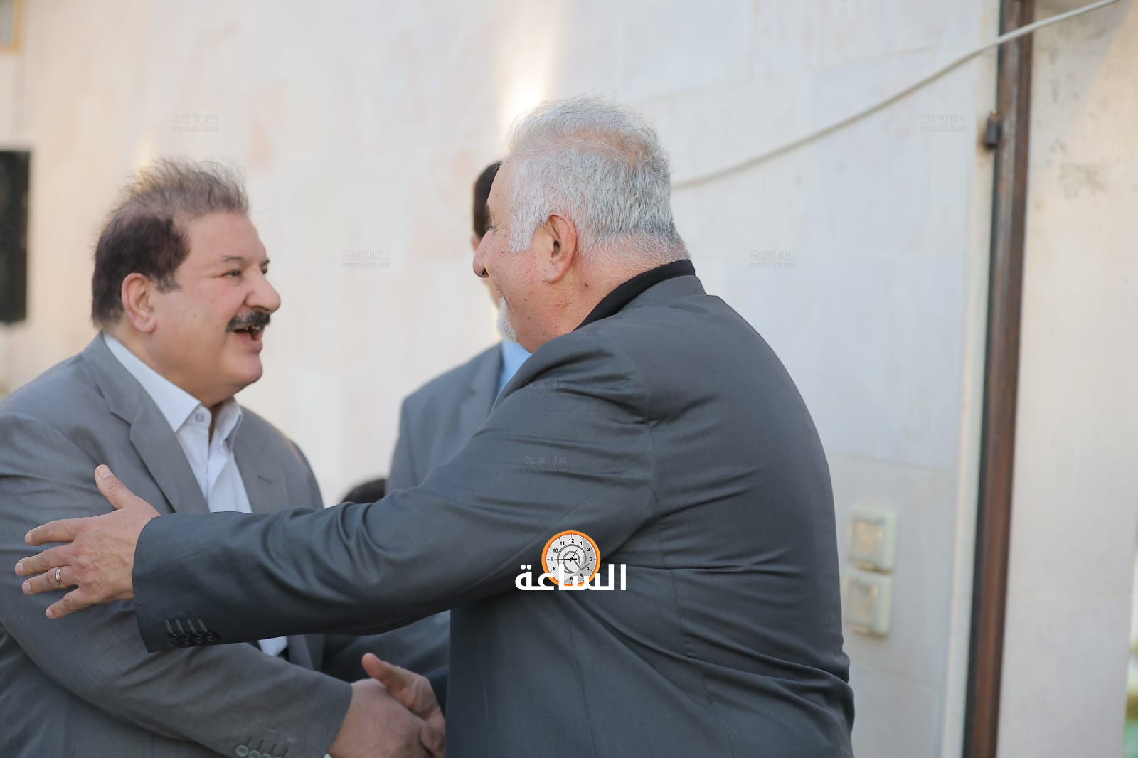 Madar Al-Saa Images 0.10027322112091008