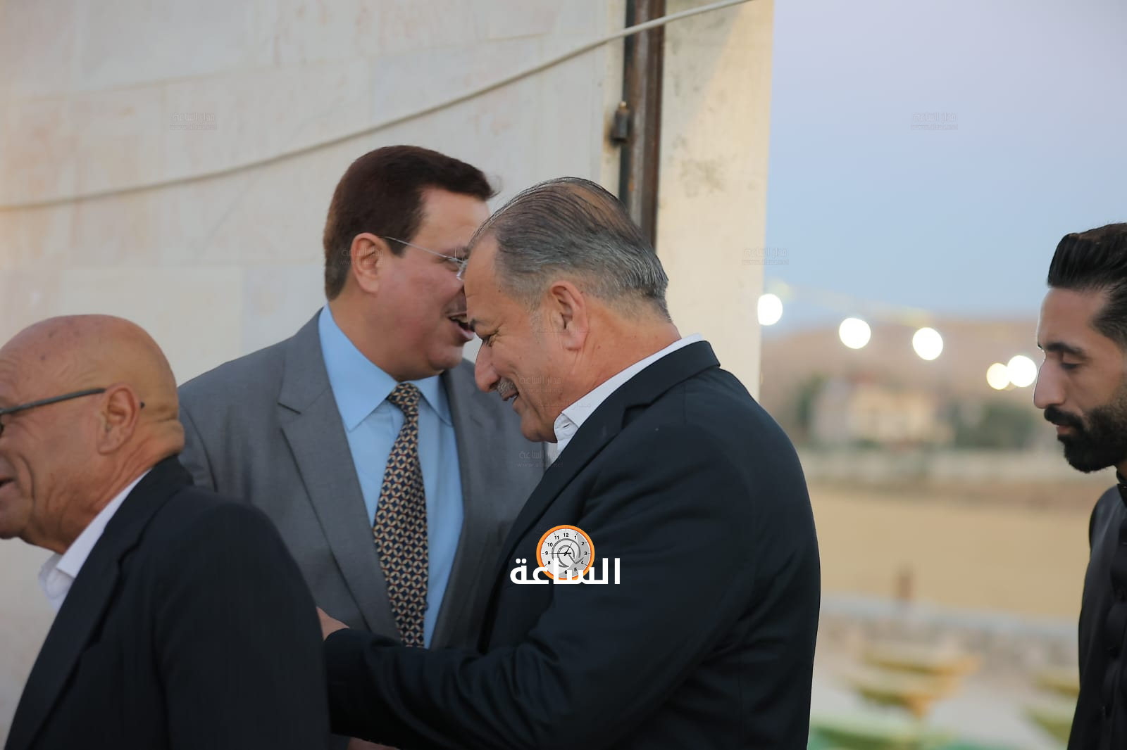 Madar Al-Saa Images 0.8017702113926944