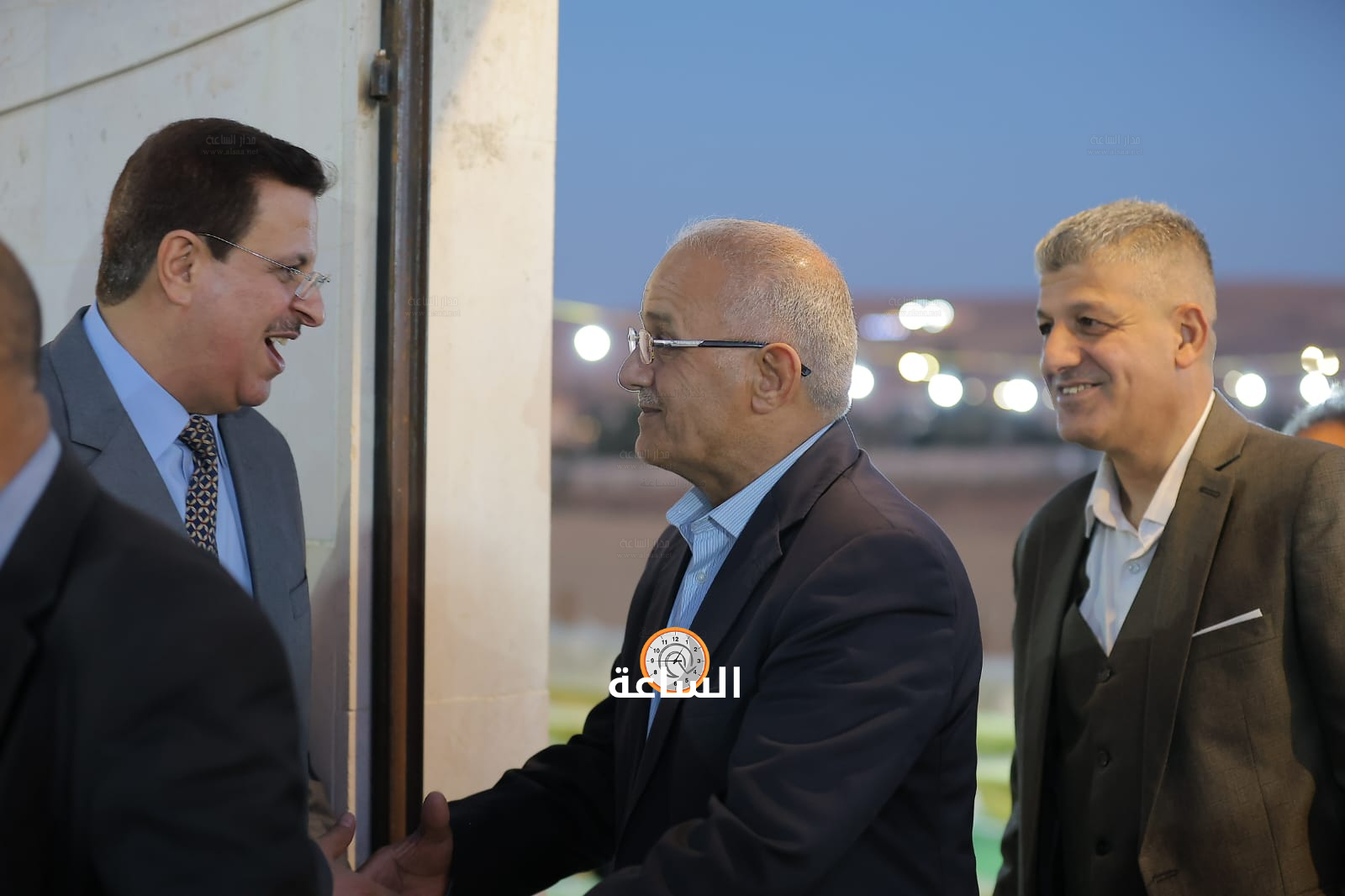 Madar Al-Saa Images 0.6930936228969905