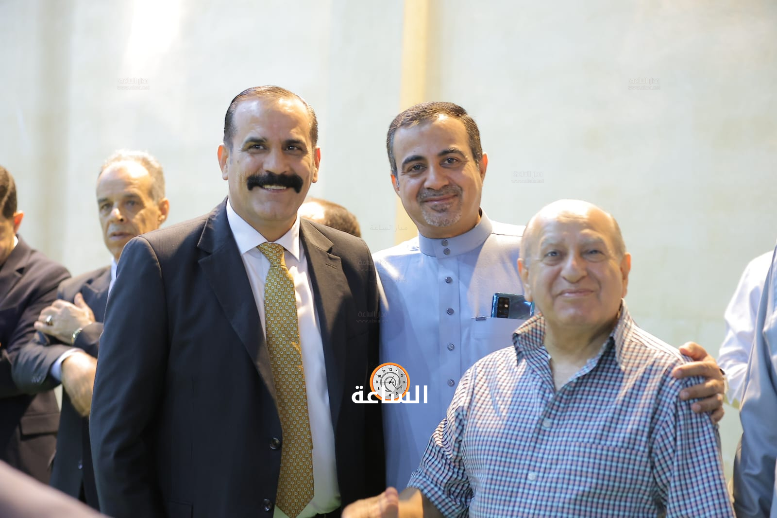 Madar Al-Saa Images 0.0850369554920759