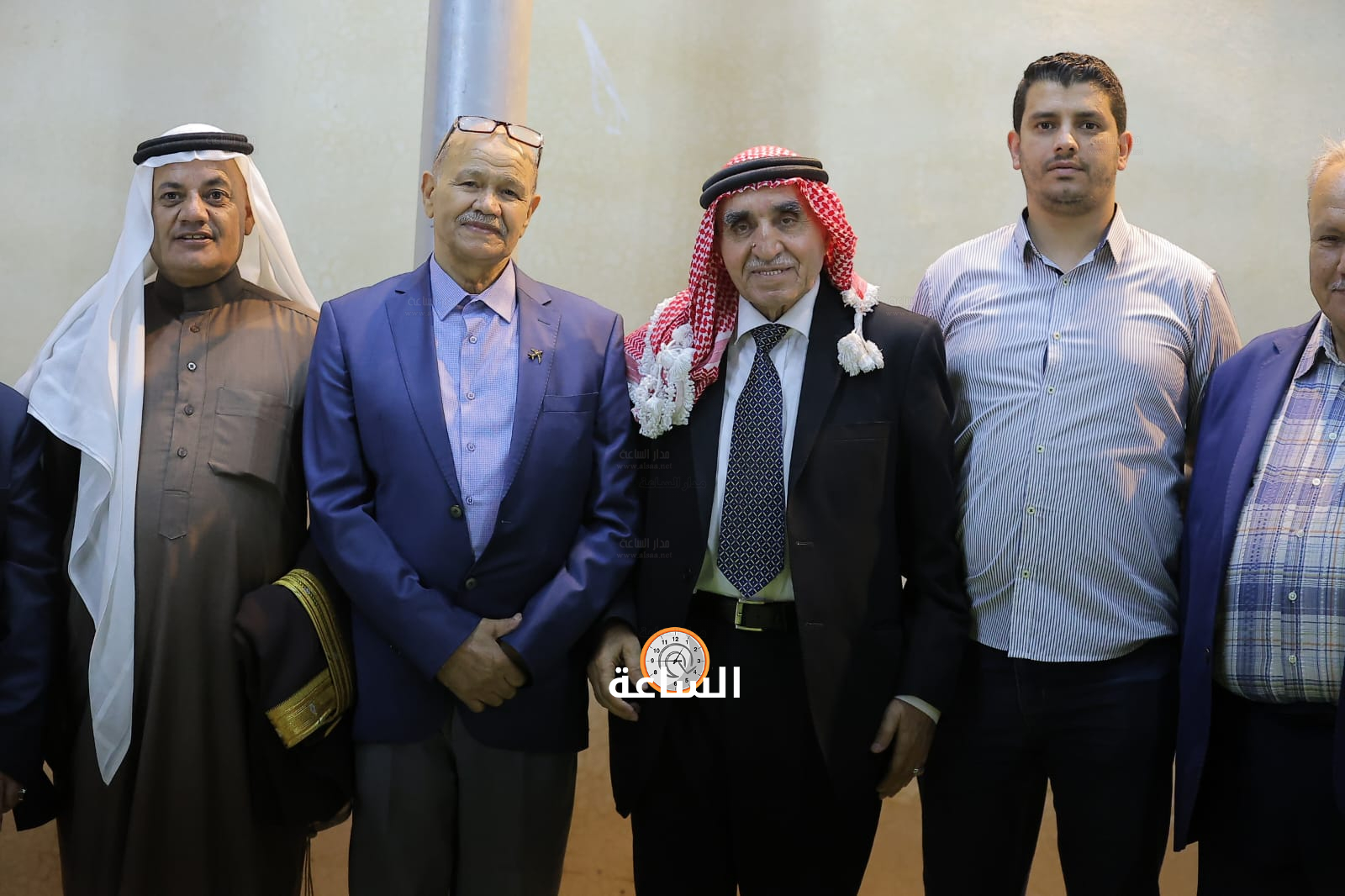 Madar Al-Saa Images 0.8672101318958285
