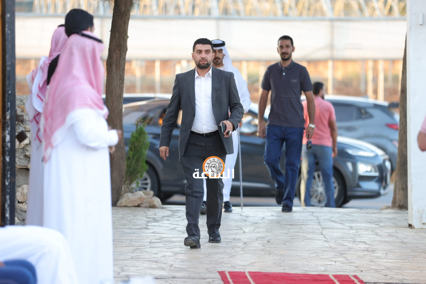 Madar Al-Saa Images 0.1730572866031056