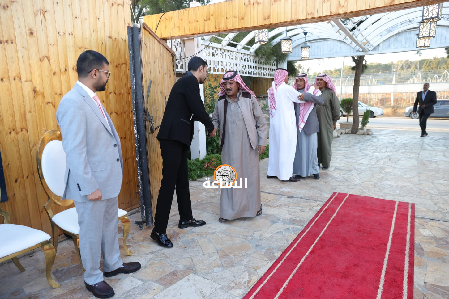 Madar Al-Saa Images 0.749110190487422