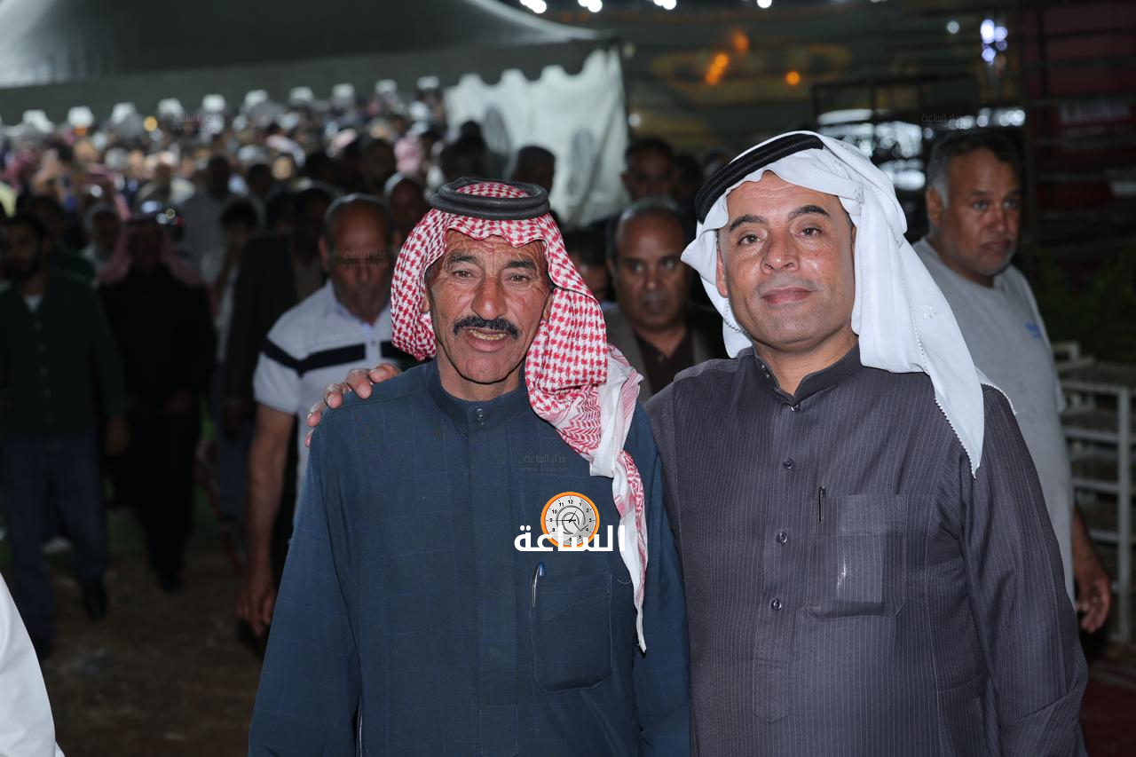 Madar Al-Saa Images 0.484369365765978