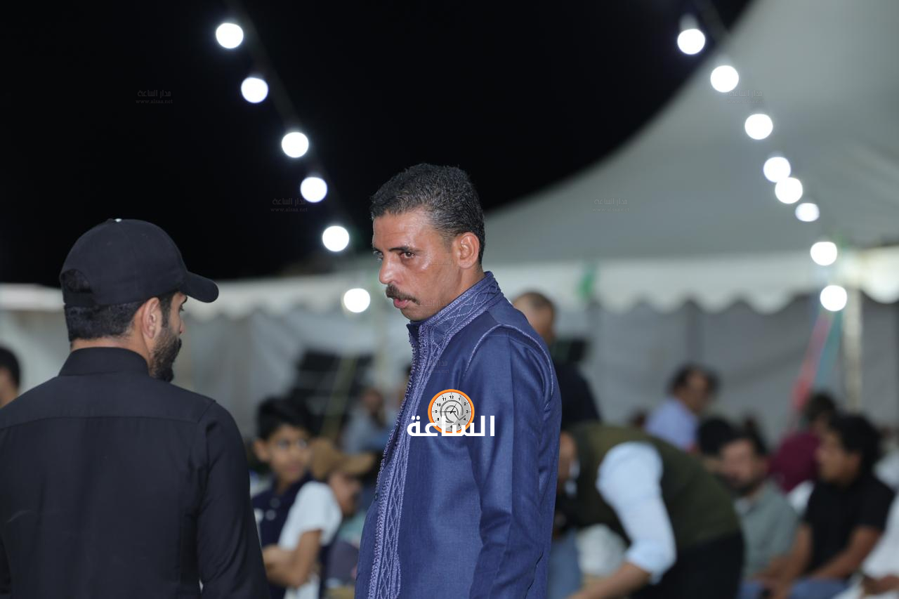 Madar Al-Saa Images 0.43638218118700045