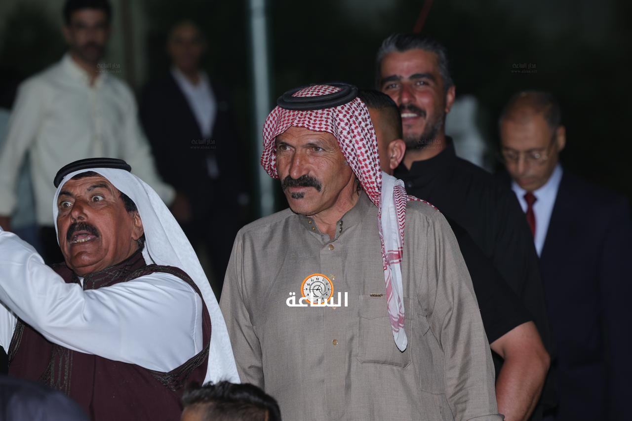 Madar Al-Saa Images 0.3590649068588184