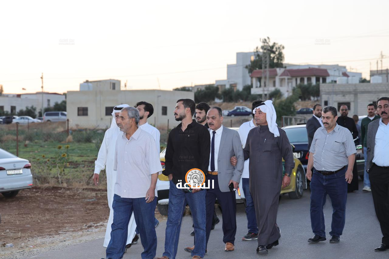 Madar Al-Saa Images 0.620902100133294
