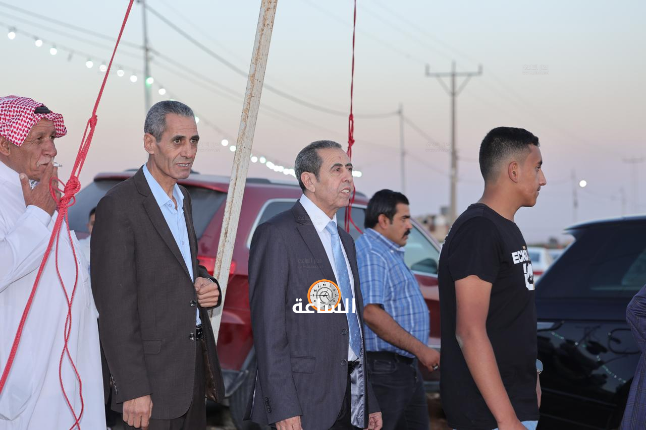 Madar Al-Saa Images 0.8567020203188904