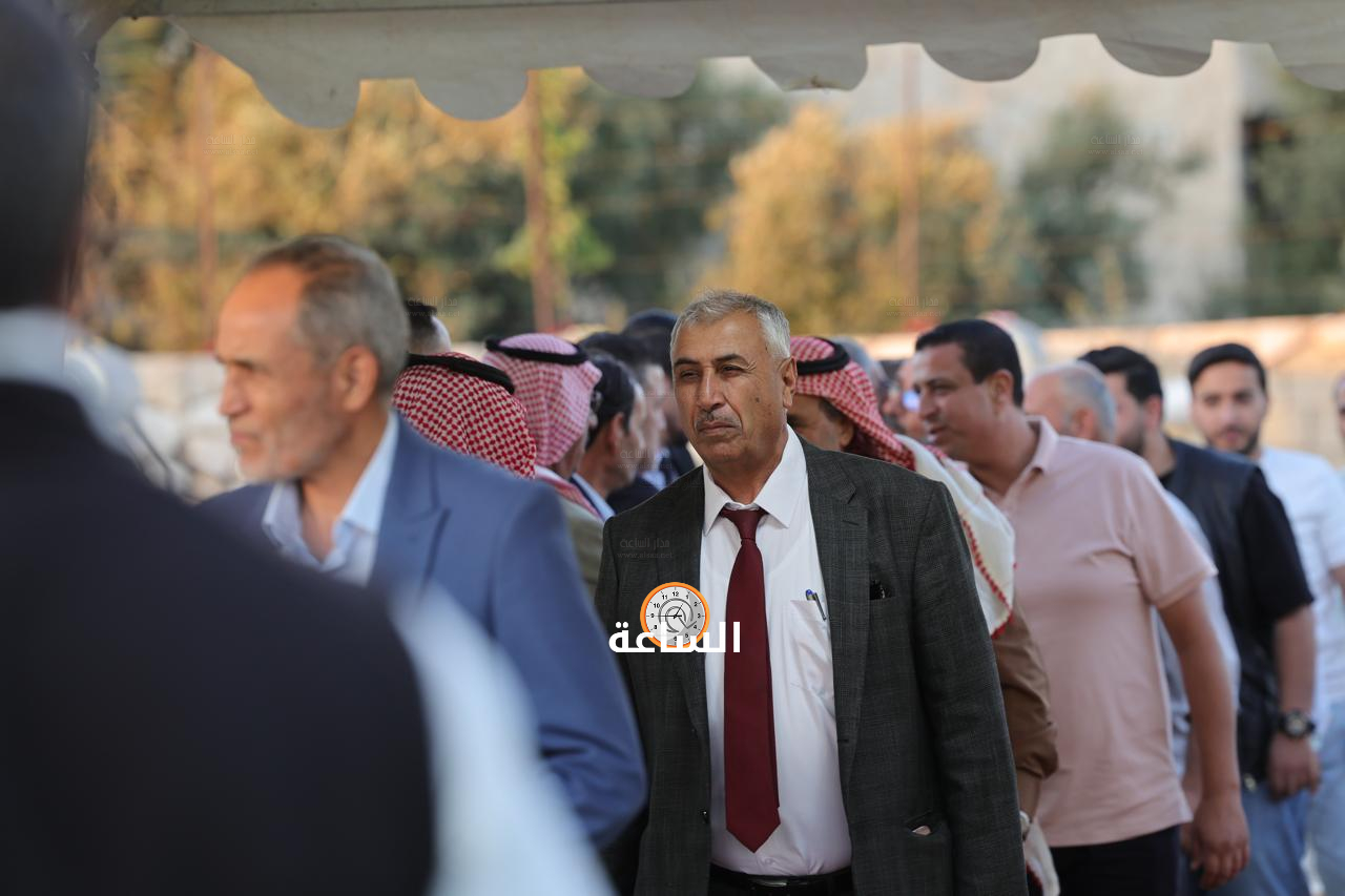 Madar Al-Saa Images 0.669015111844222