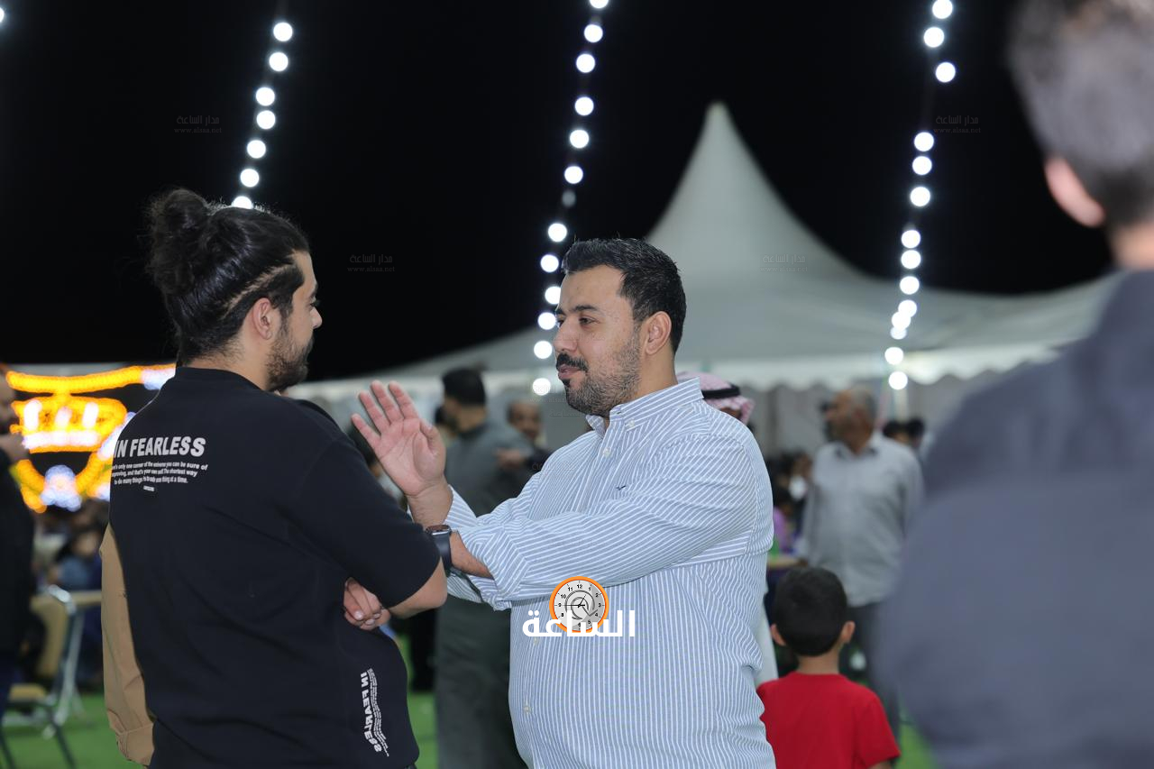 Madar Al-Saa Images 0.48703799784304647