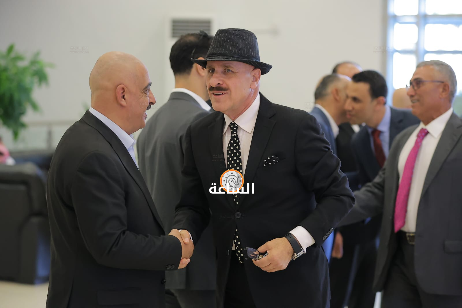 Madar Al-Saa Images 0.9960472696126601