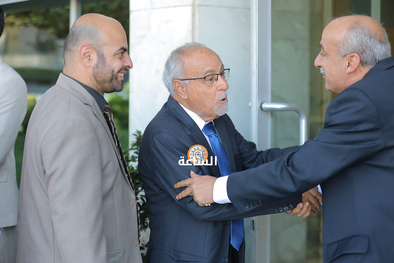 Madar Al-Saa Images 0.15369391390933163
