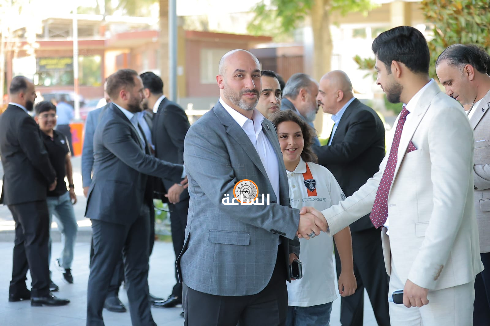 Madar Al-Saa Images 0.8641602330905568