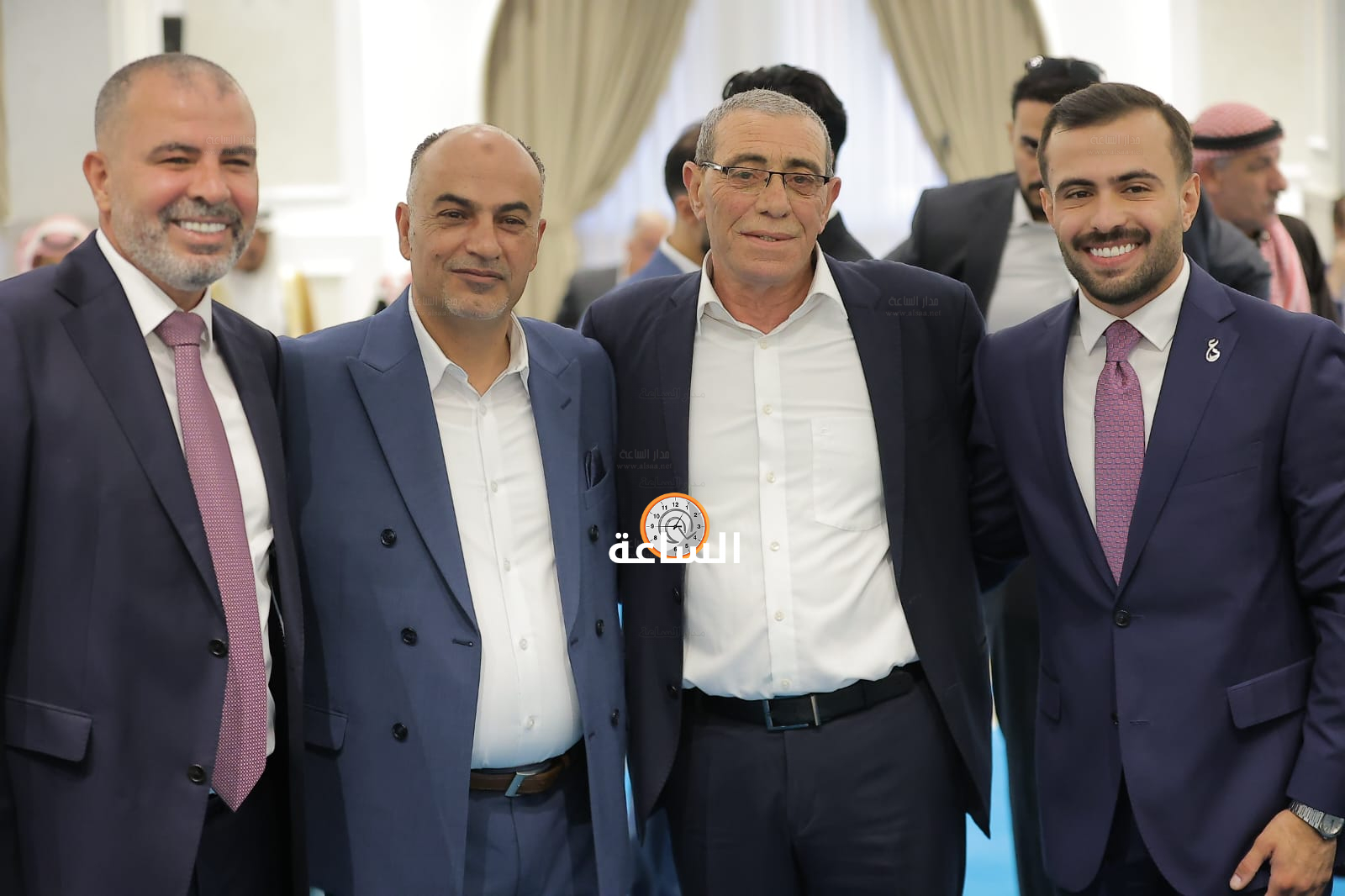 Madar Al-Saa Images 0.47582335726836833