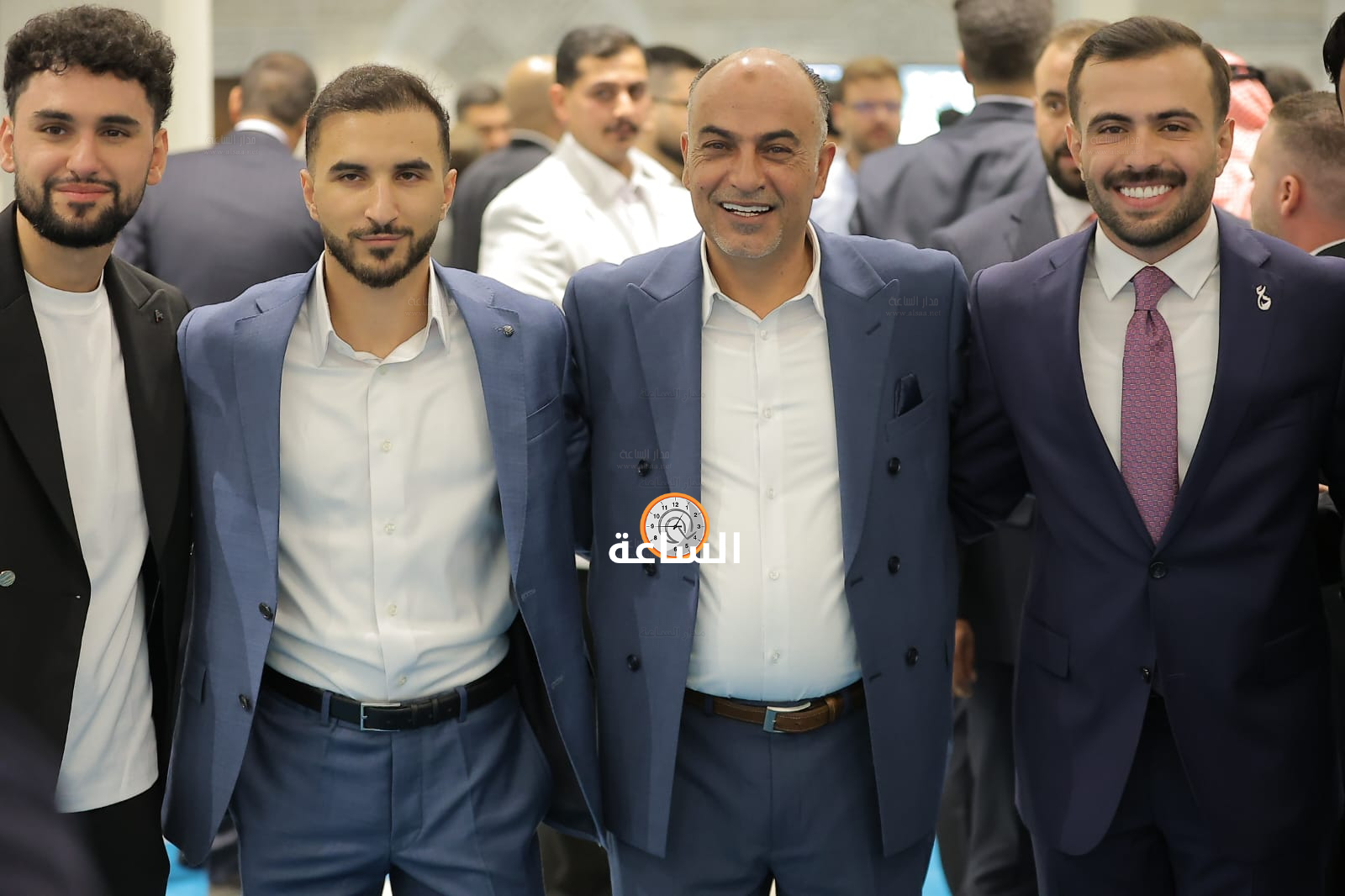 Madar Al-Saa Images 0.509119779642804