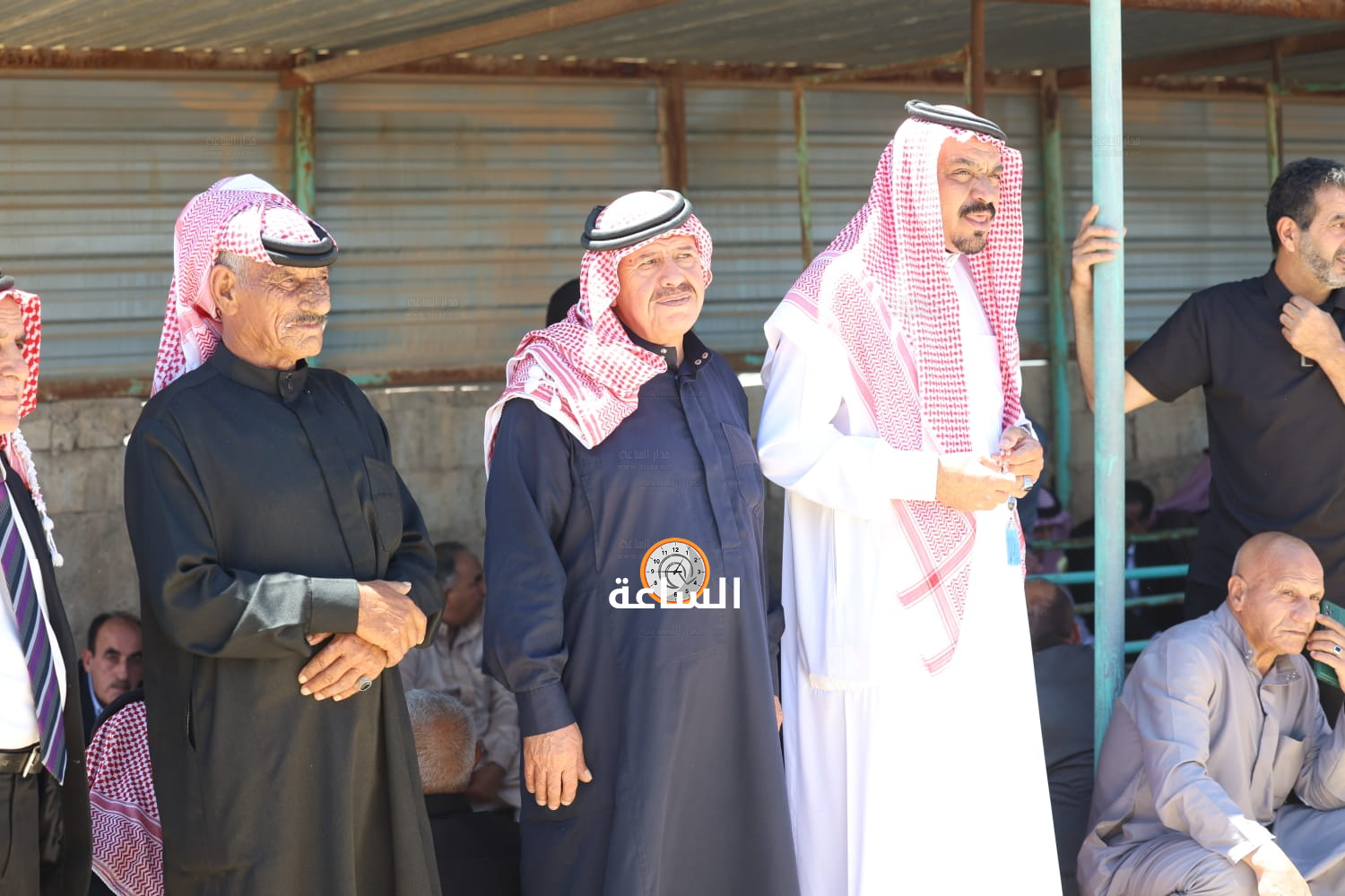 Madar Al-Saa Images 0.06356146112812