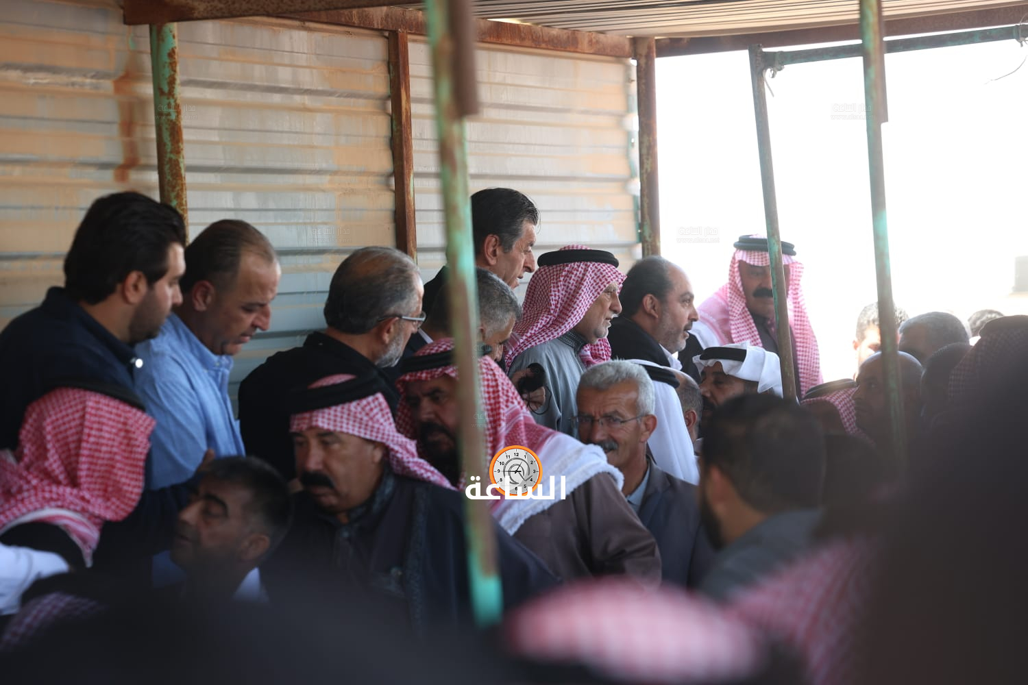 Madar Al-Saa Images 0.42761141142615855