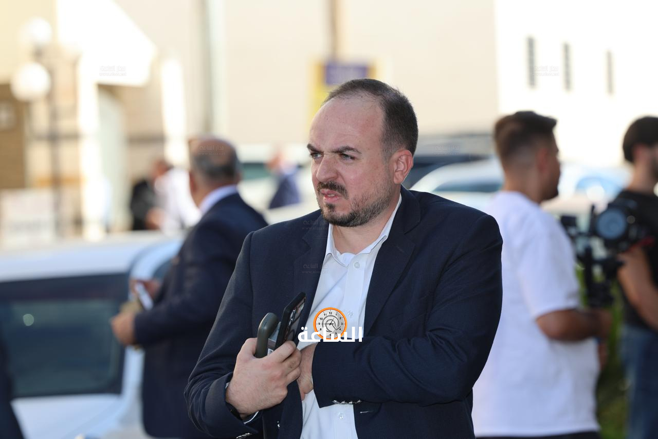 Madar Al-Saa Images 0.6860435377117365