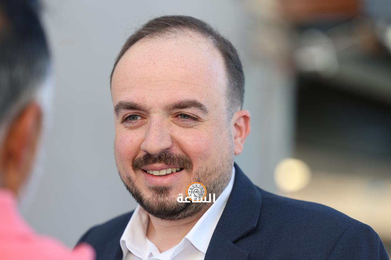 Madar Al-Saa Images 0.984466133973082