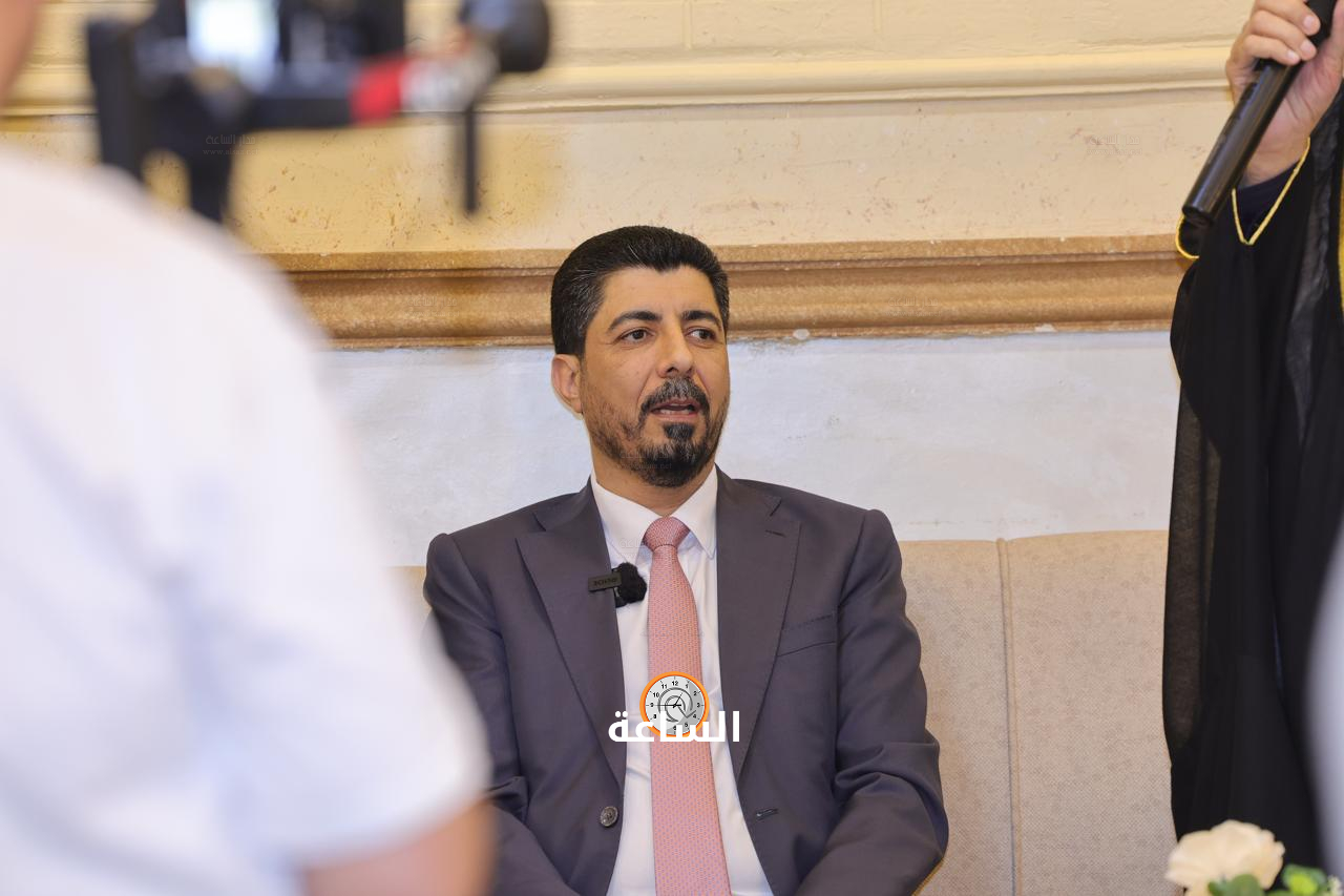 Madar Al-Saa Images 0.36638508735199604