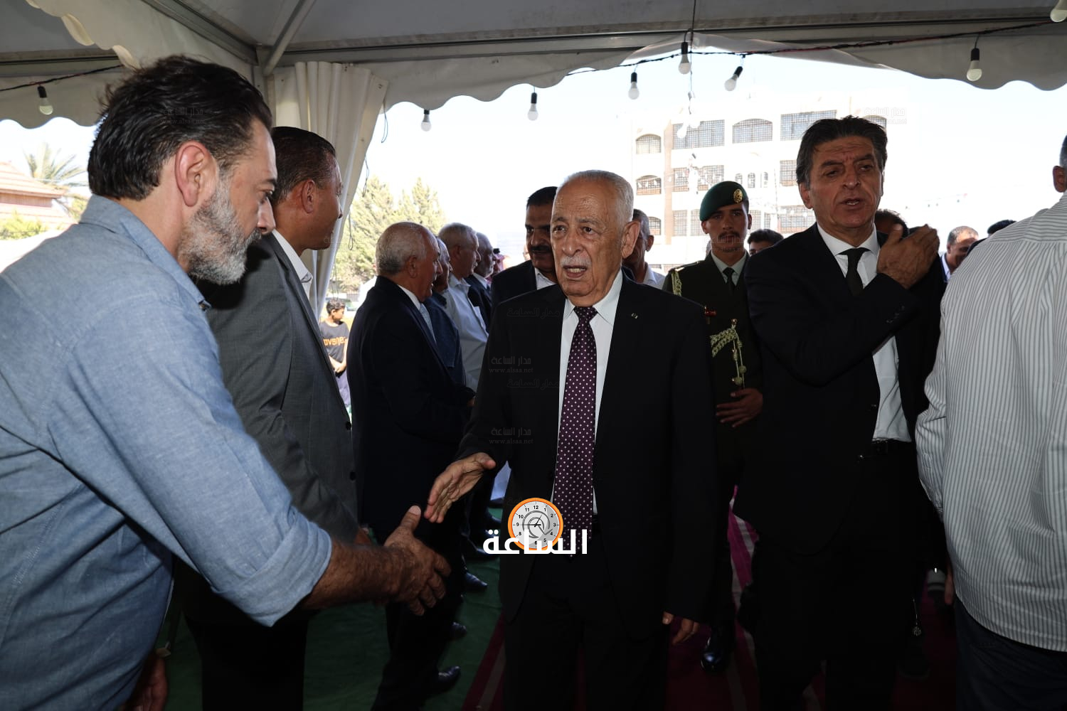Madar Al-Saa Images 0.7316831868242899