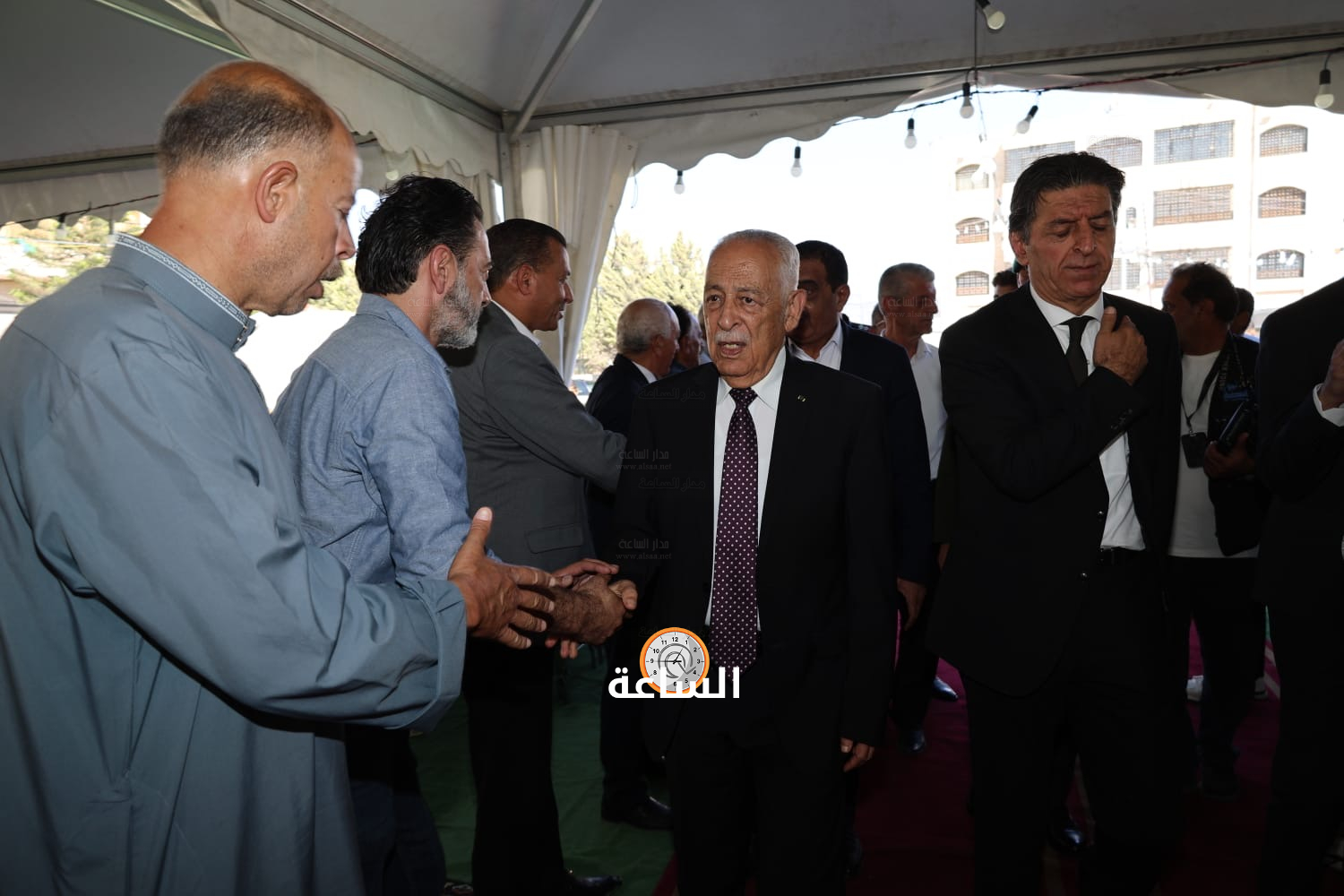 Madar Al-Saa Images 0.6953874612674815