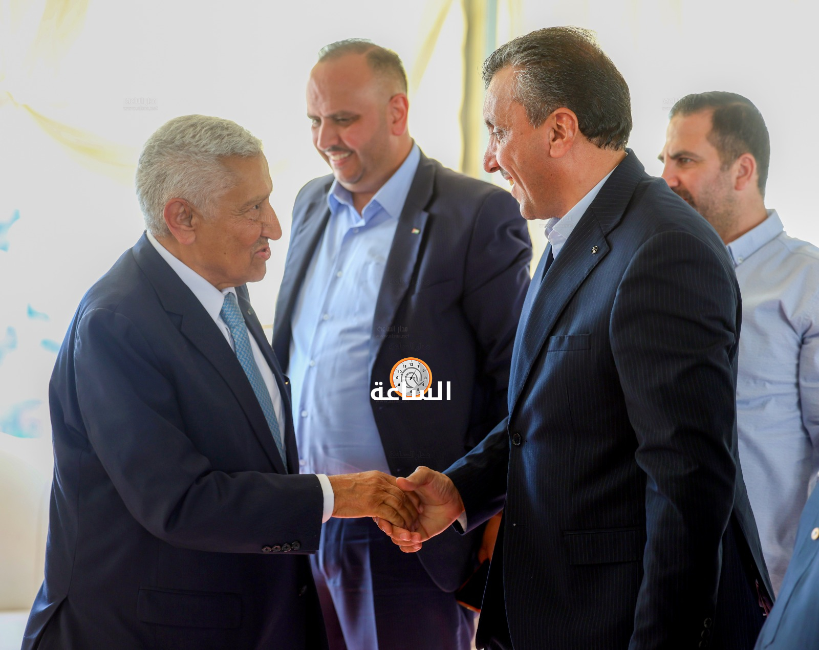 Madar Al-Saa Images 0.1419736672890931