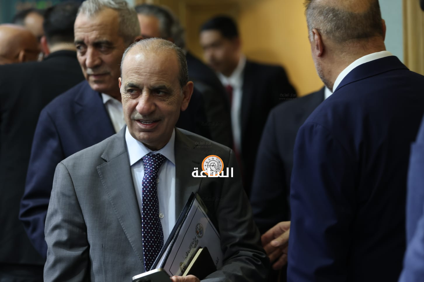 Madar Al-Saa Images 0.55441420130118