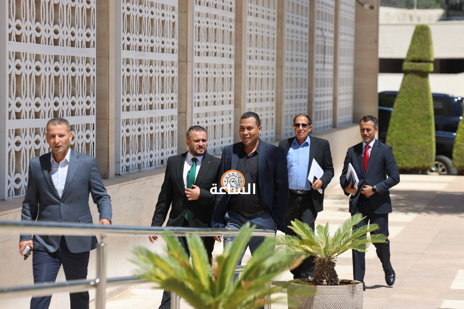 Madar Al-Saa Images 0.2905107605464331