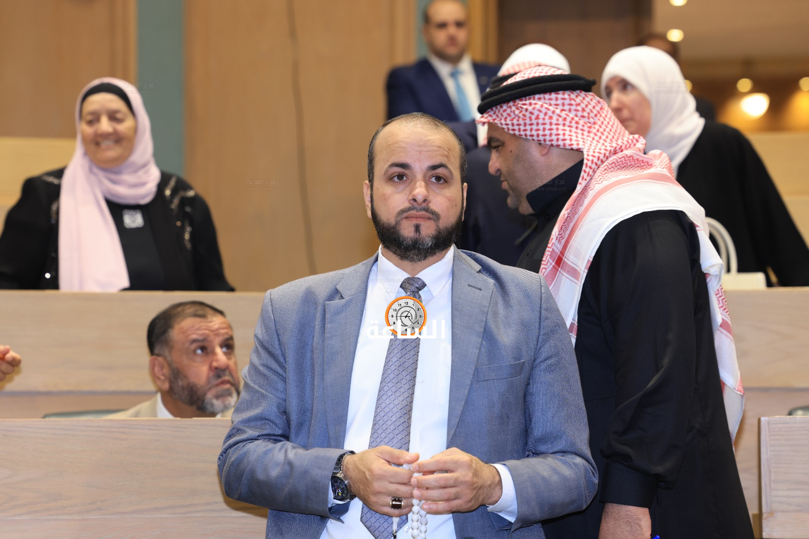 Madar Al-Saa Images 0.09370367241001731