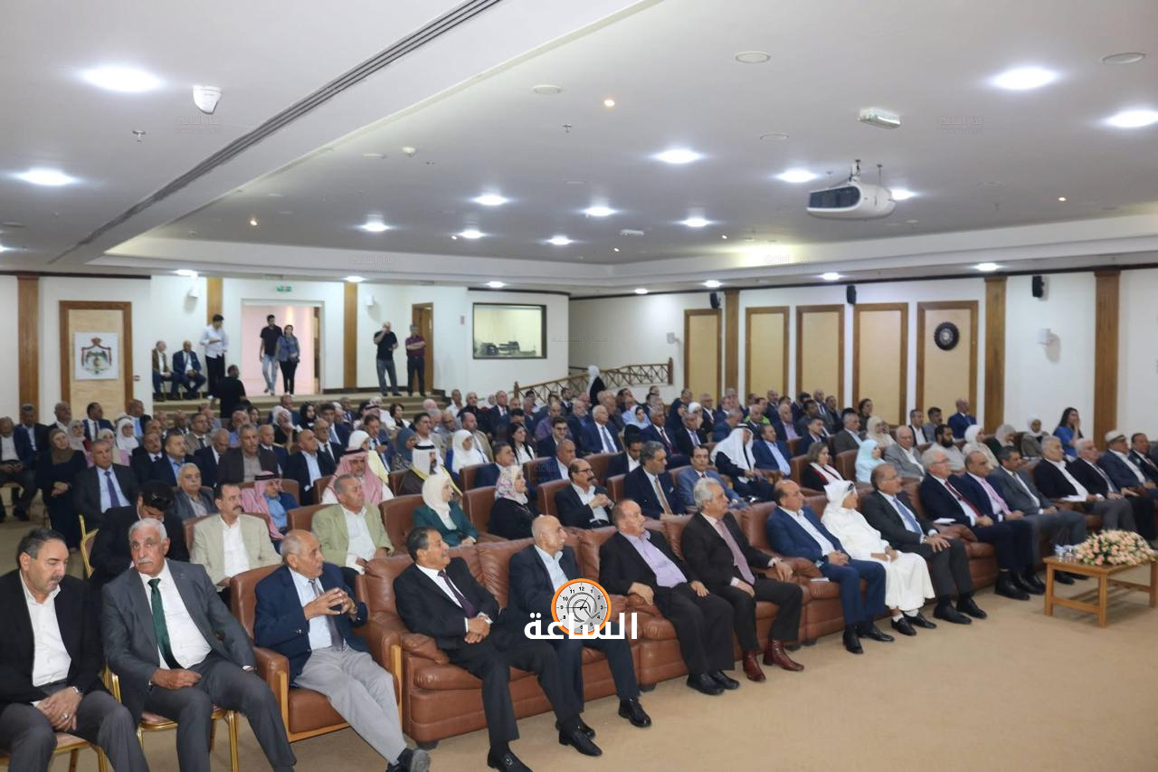 Madar Al-Saa Images 0.745690605684536