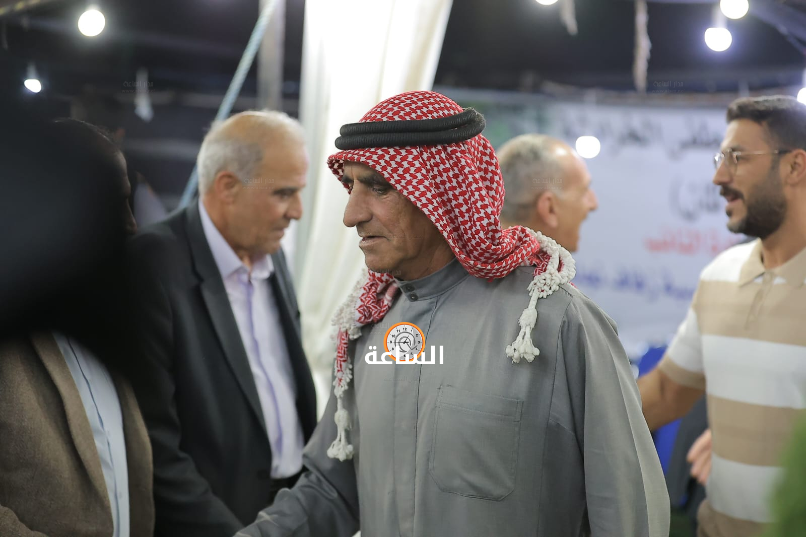 Madar Al-Saa Images 0.8860176567823672