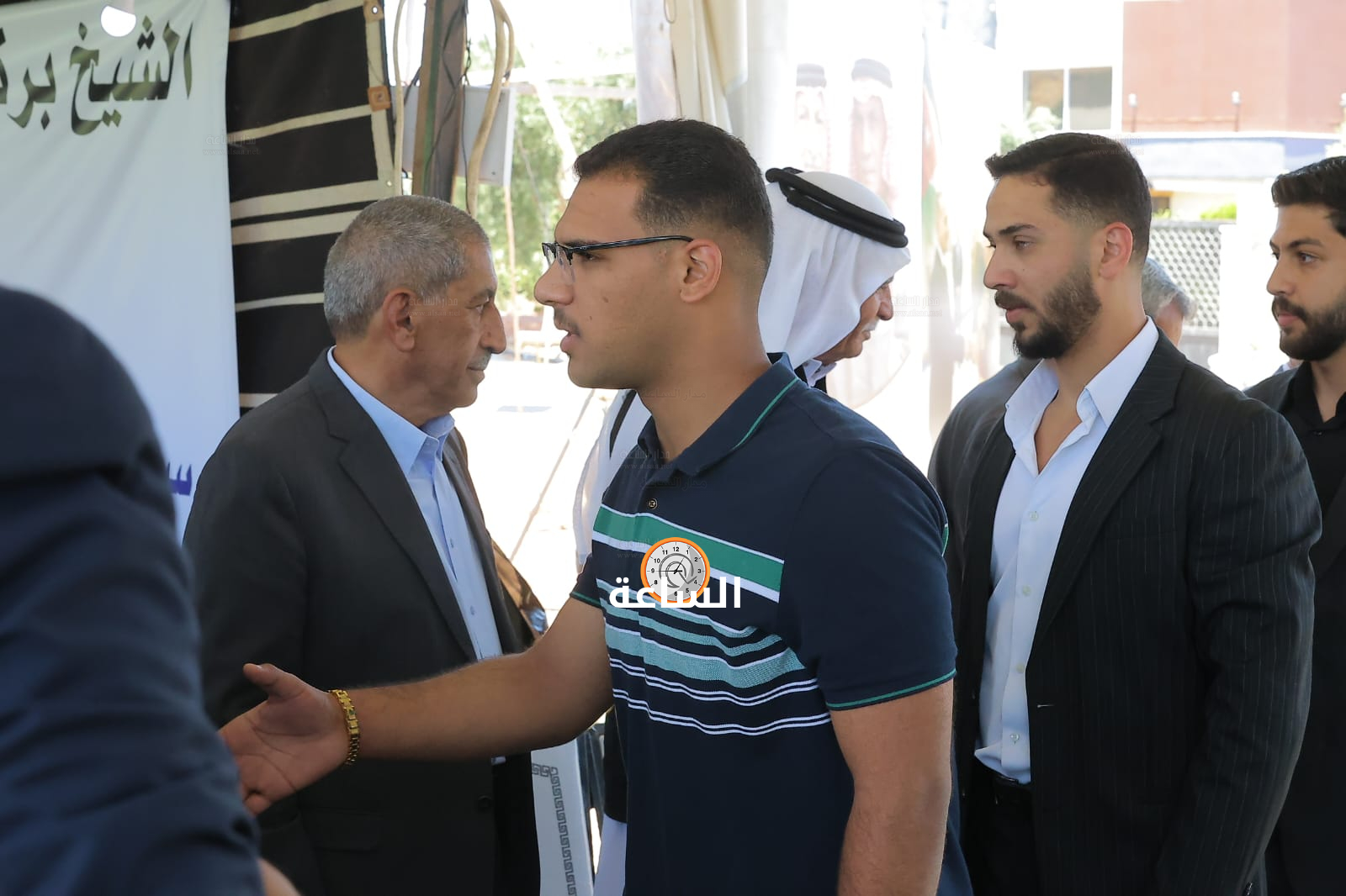 Madar Al-Saa Images 0.7288503602839074