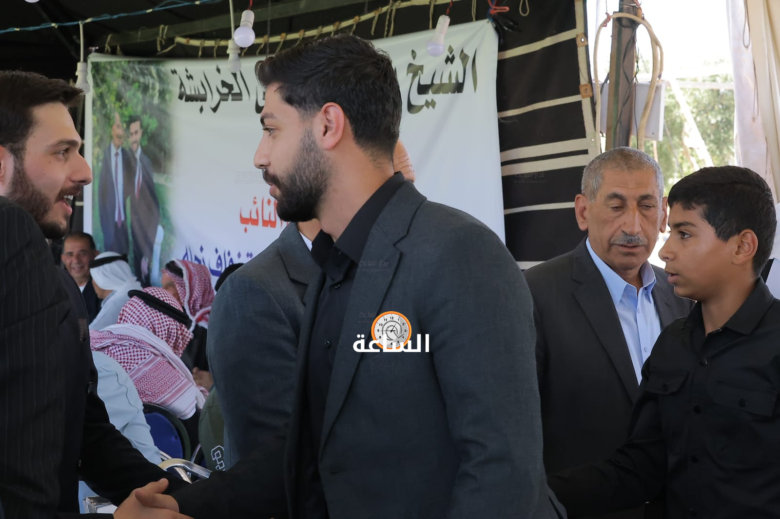 Madar Al-Saa Images 0.33001704371797536