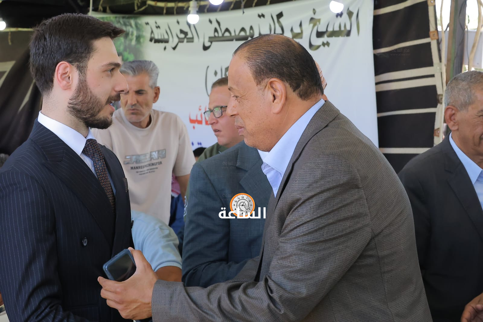 Madar Al-Saa Images 0.13700190132463363