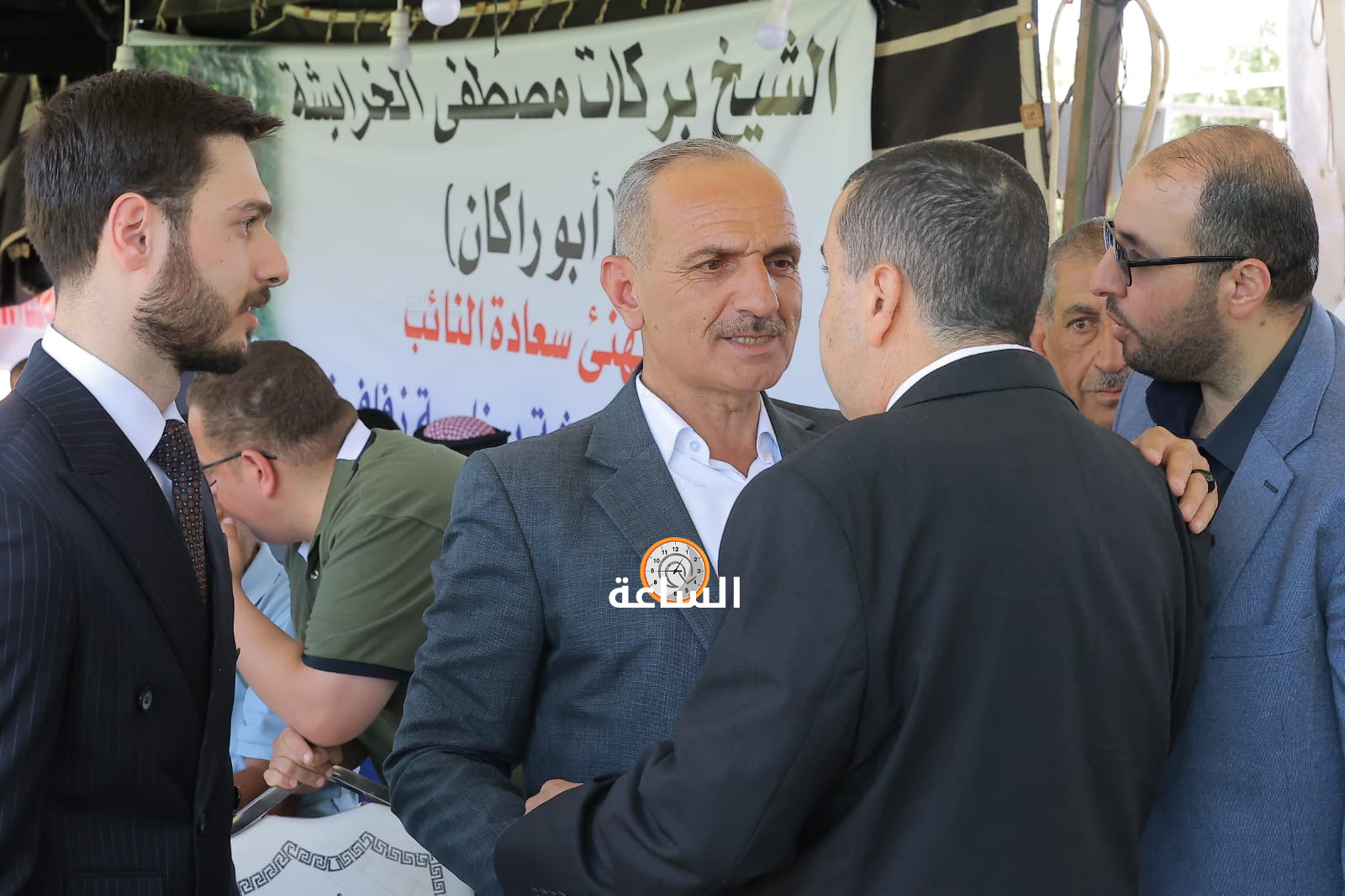 Madar Al-Saa Images 0.017679936618292147