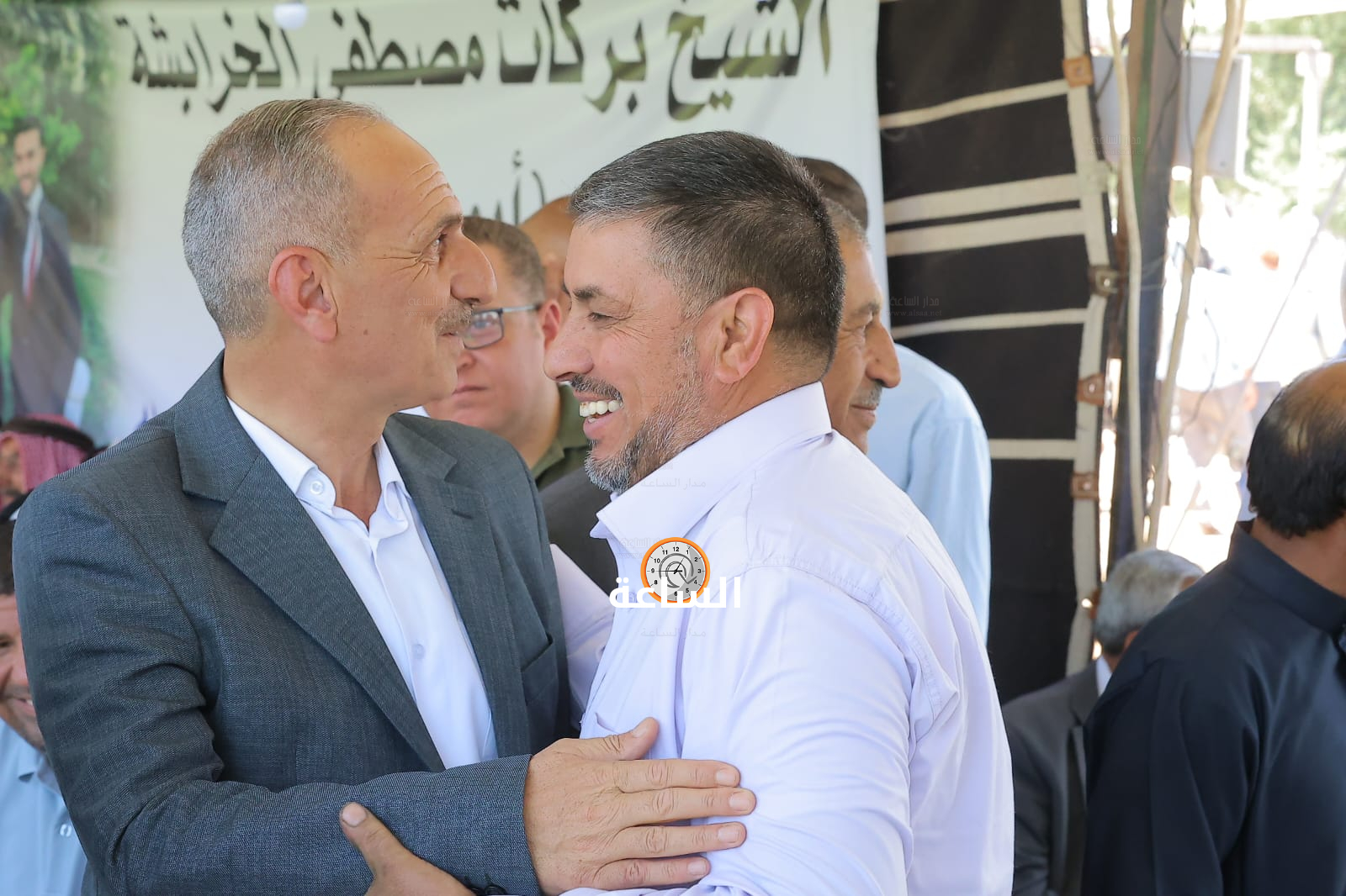 Madar Al-Saa Images 0.056734709275335526