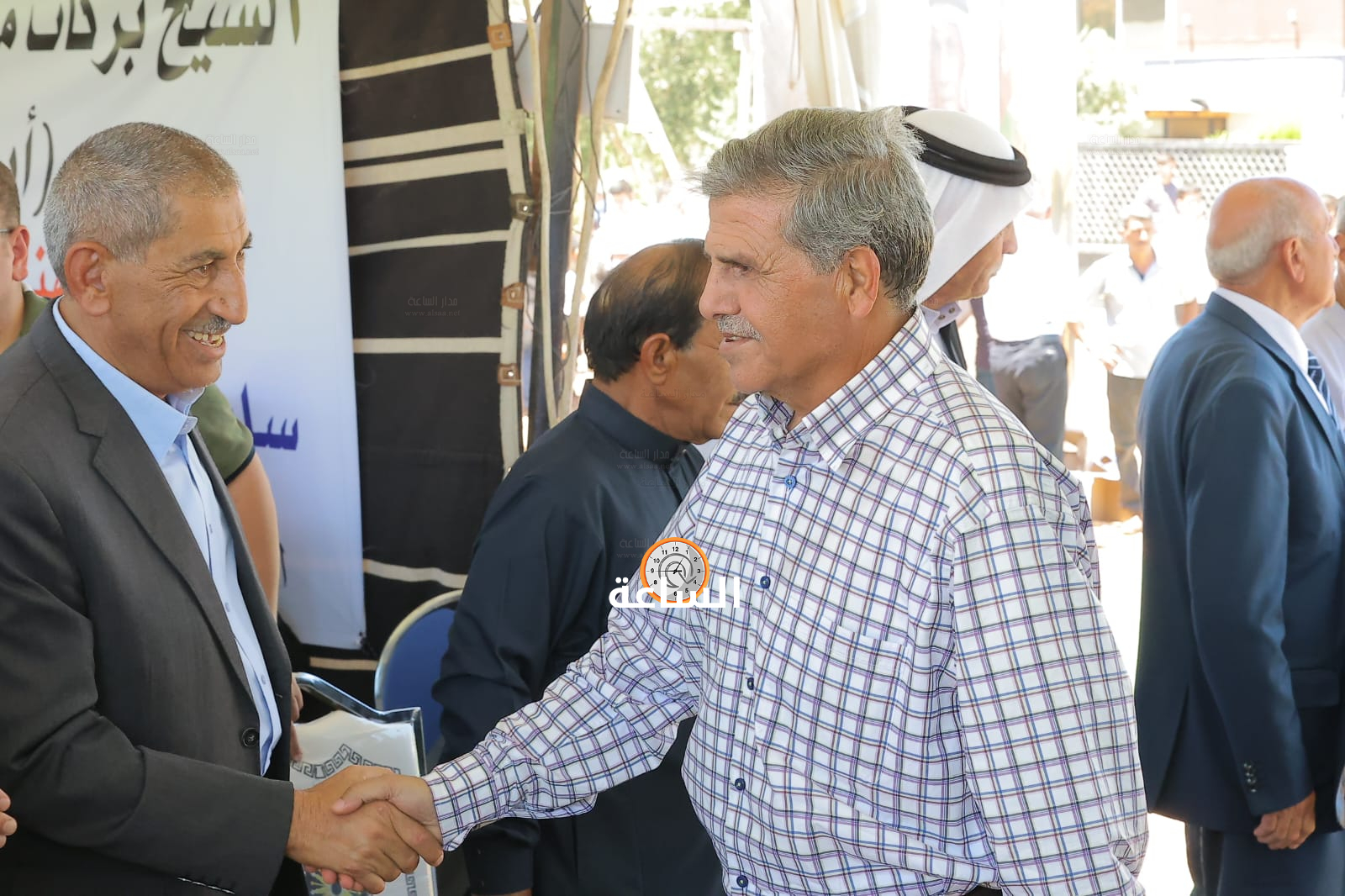 Madar Al-Saa Images 0.23988158443434038