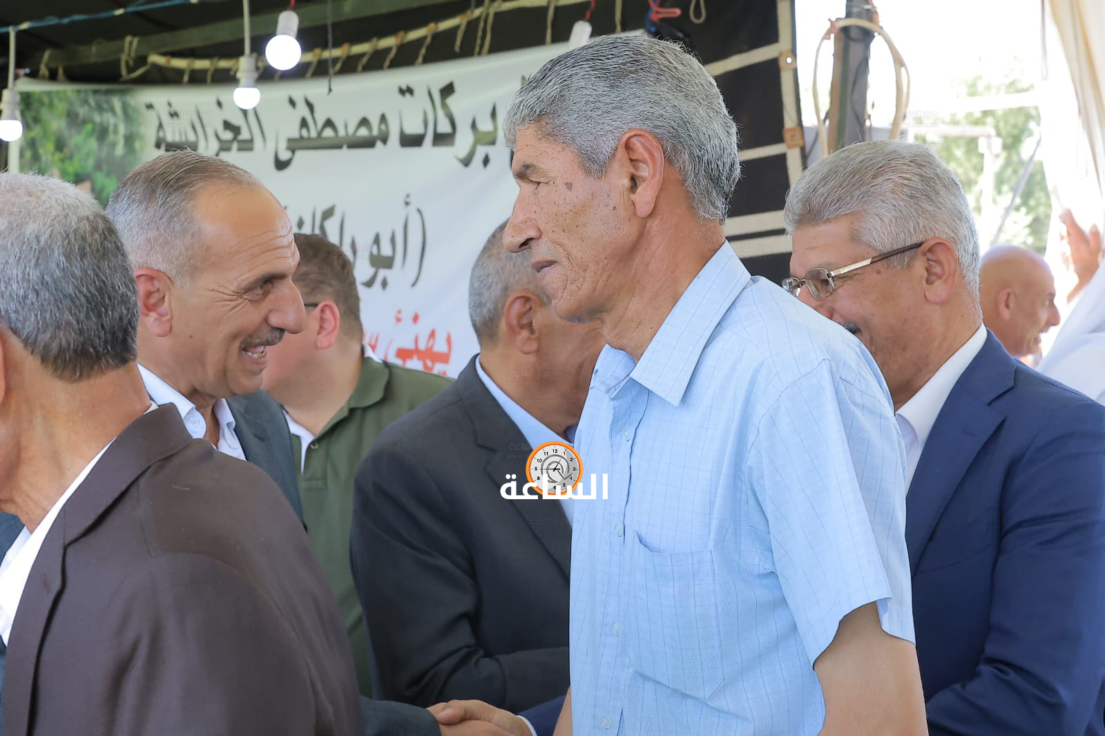 Madar Al-Saa Images 0.1526410182393746