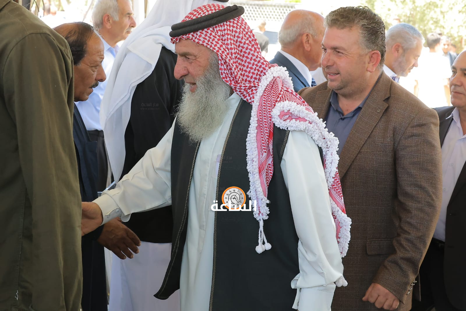 Madar Al-Saa Images 0.3431053826180137