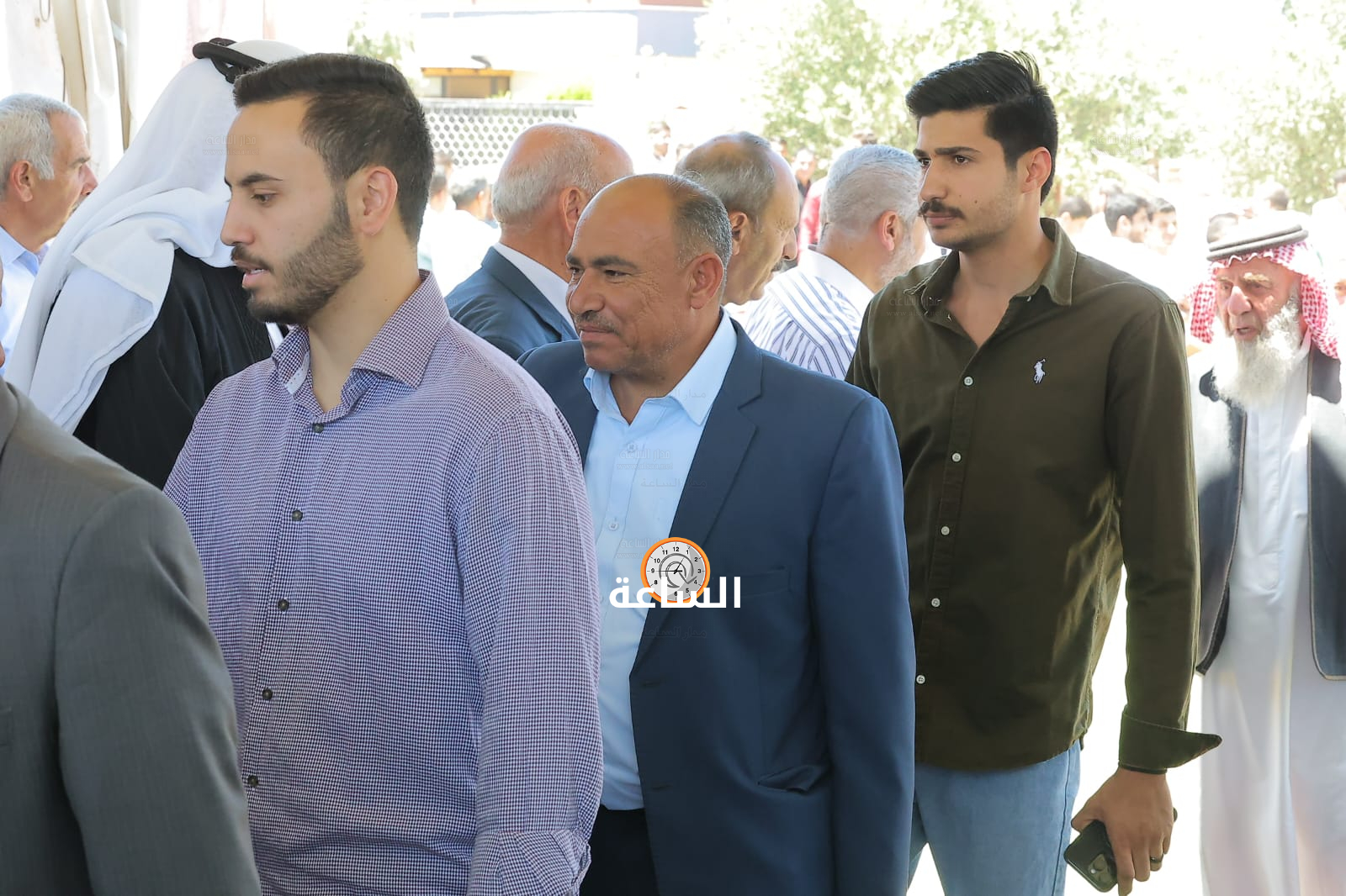 Madar Al-Saa Images 0.8789016593172729
