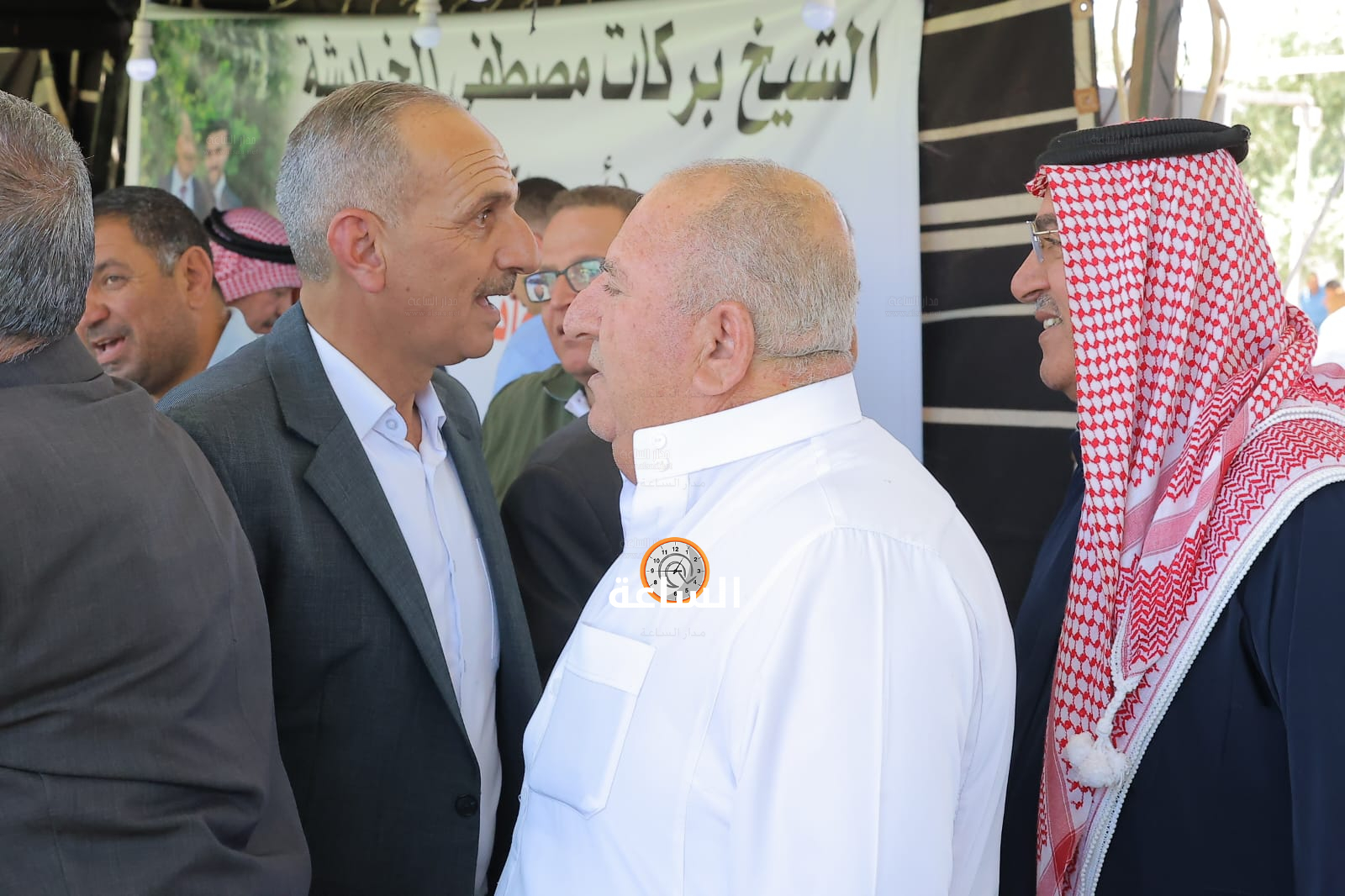 Madar Al-Saa Images 0.6676947323820304