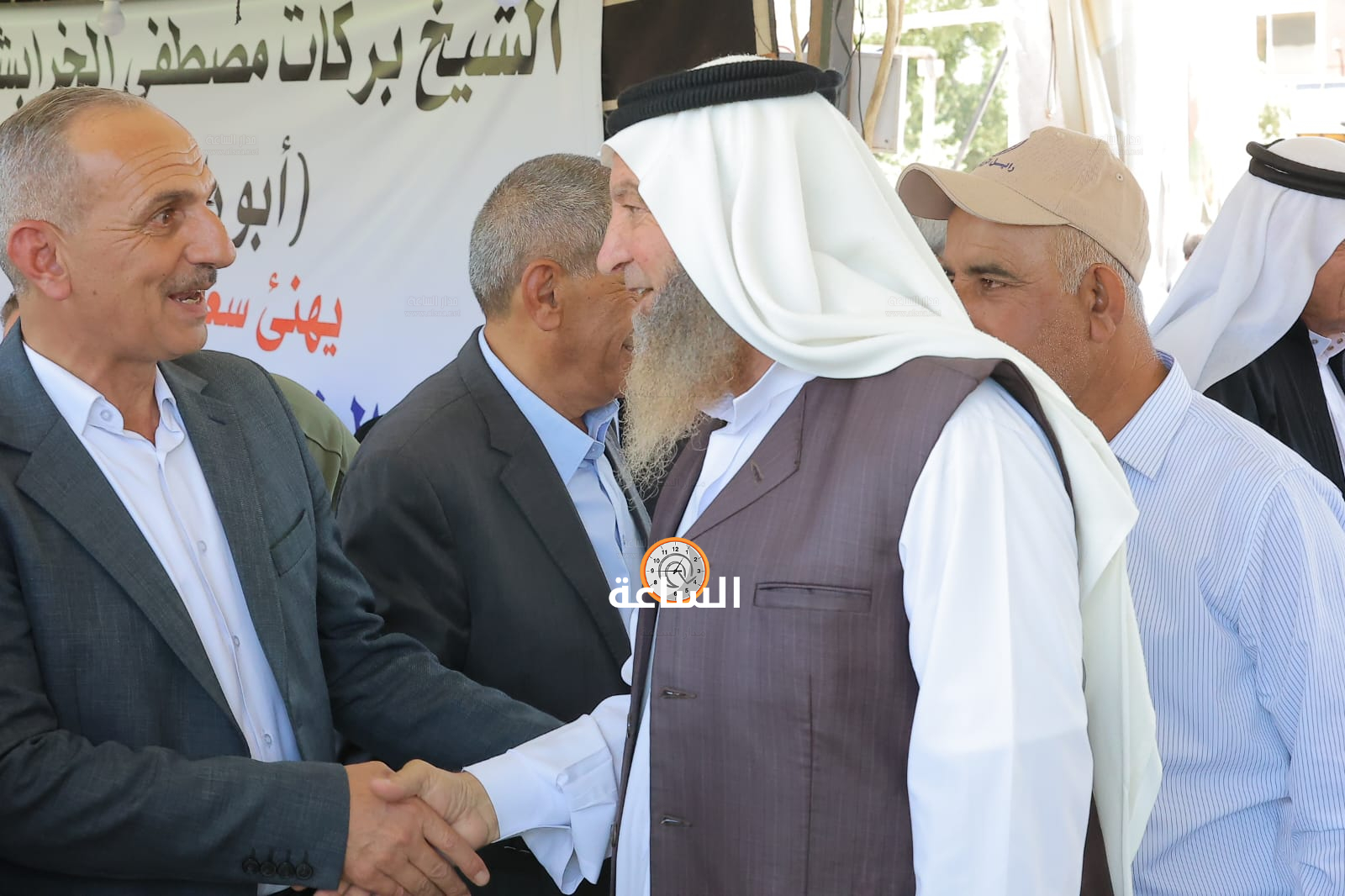 Madar Al-Saa Images 0.7784437855379963