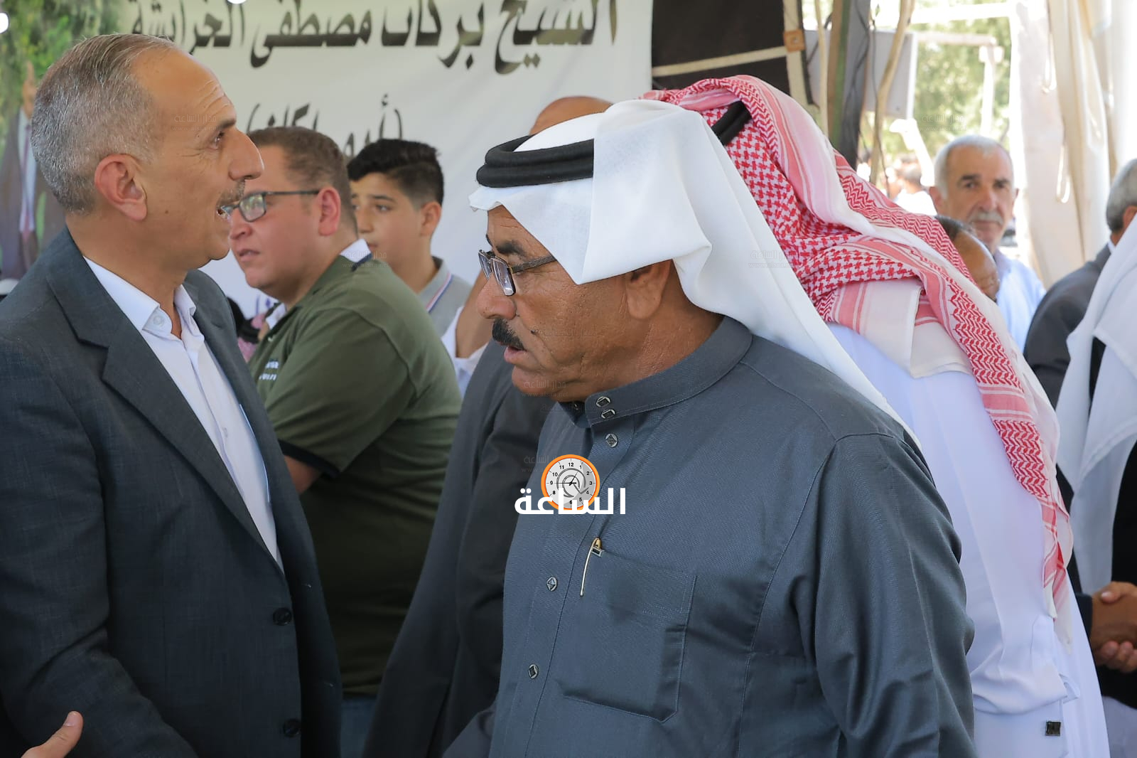 Madar Al-Saa Images 0.04801747344641483