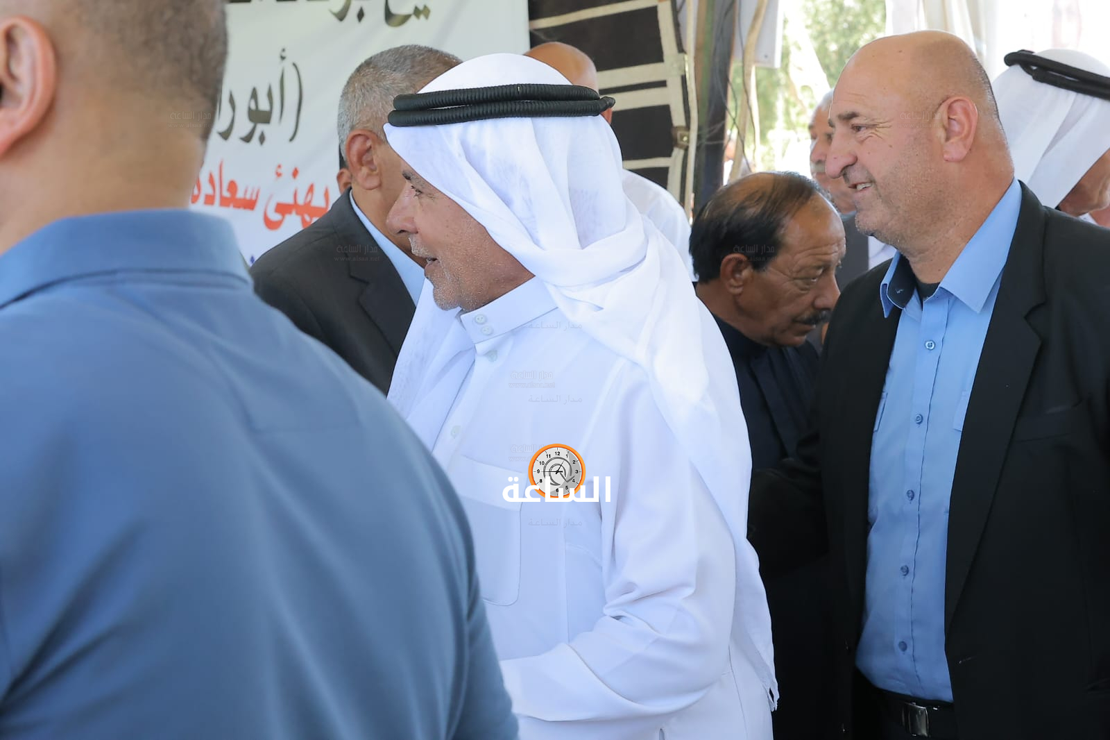 Madar Al-Saa Images 0.37464921887849423